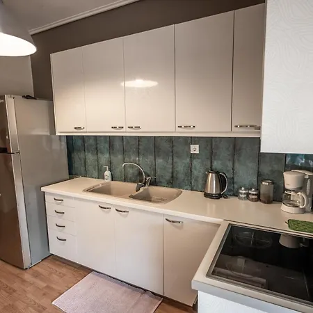 Central Escape Daire Kalamata